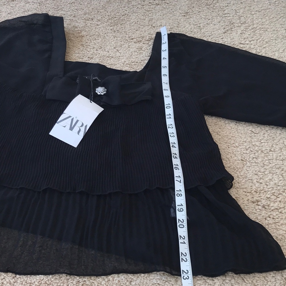 NWT! Zara small pleated long sleeve blouse. - Picture 5 of 8